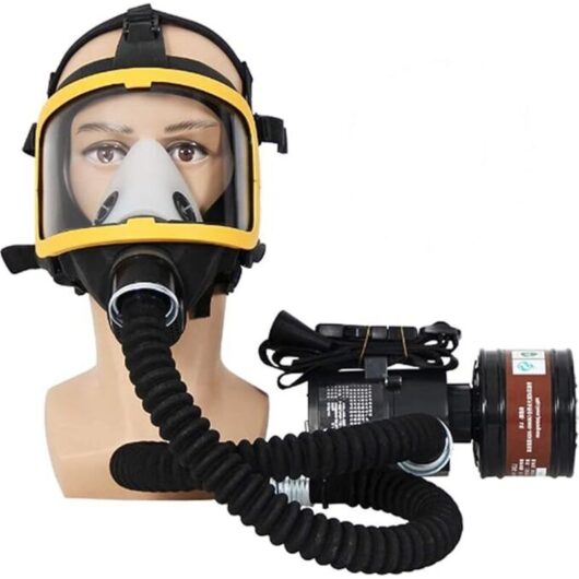 Air-powered system supplied. Waterproof chemical gas respirator mask - constant flow electrical safety with full-face filters for sandblasting and