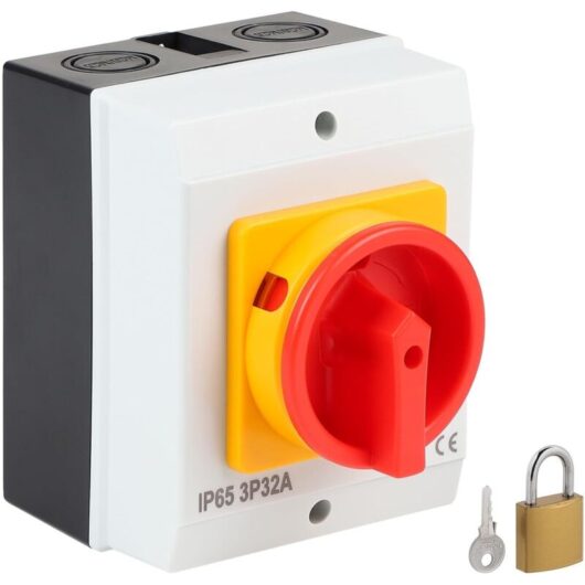 3-Pole Main Switch, Rotary Switch with Housing for Connecting Switches and Separating Small Circuits, IP65, 32A