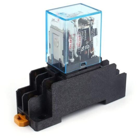 New AC 220V 10A DPDT DPDT Coil Power Relay LY2NJ HH62P HHC68A-2Z with Socket