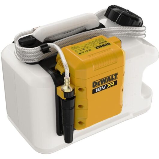 DCE6820N 18V xr 15L Cordless Water Tank for wet cutting / core drilling - Bare Unit - Dewalt